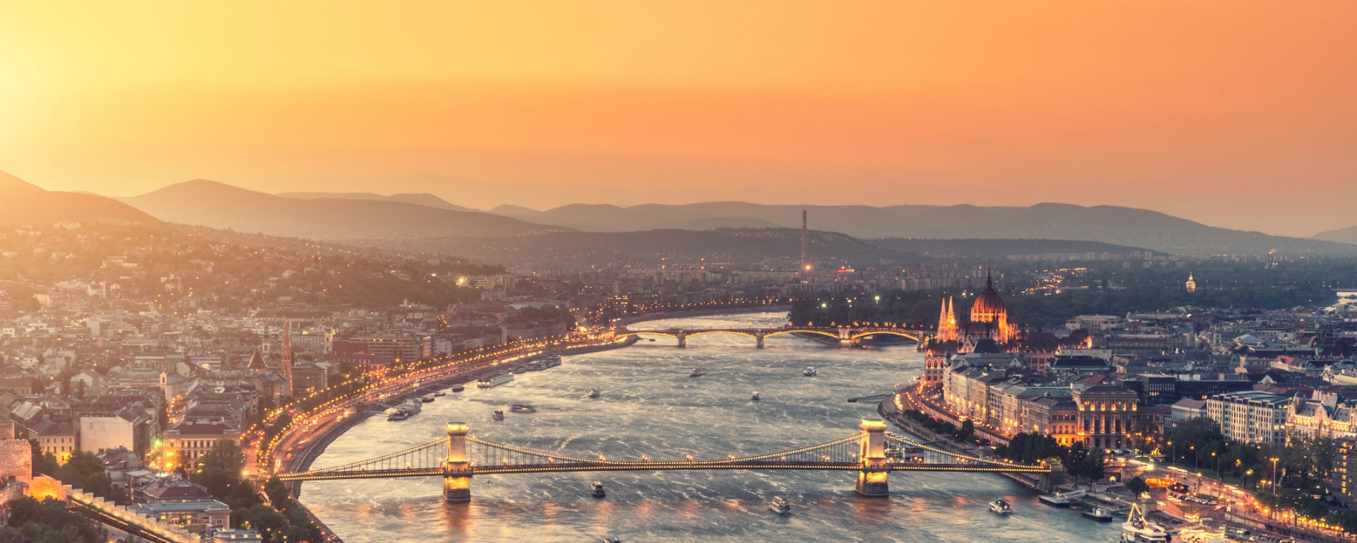 Tre itinerari per scoprire tutti i volti di Budapest